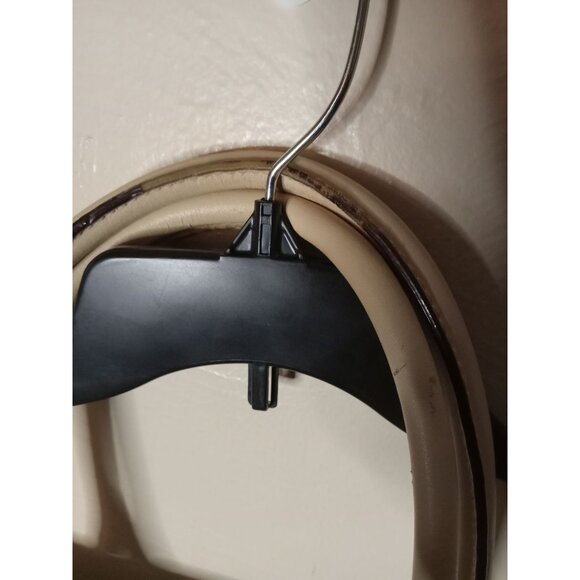 Michael Kors Logo Purse Tan And Cream Satchel Medium - Picture 3 of 3